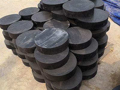 禅城区板式橡胶支座由若干层橡胶片与薄钢板经加压硫化
